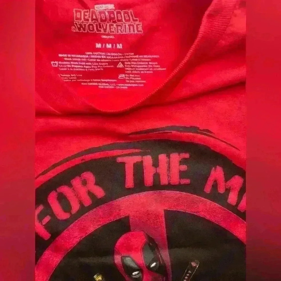 Marvel Deadpool and Wolverine Red T-Shirt Size M - Picture 5 of 6